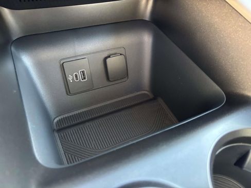 New 2026 Ford Explorer Active w/ Active Comfort Package image 23