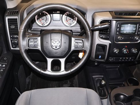 Used 2016 RAM 3500 Tradesman w/ Chrome Appearance Group image 19