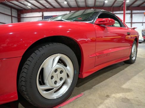 Used 1994 Pontiac Firebird Coupe image 22