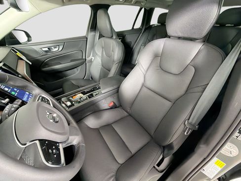 New 2026 Volvo V60 B5 Cross Country Plus w/ Protection Package Premier image 19