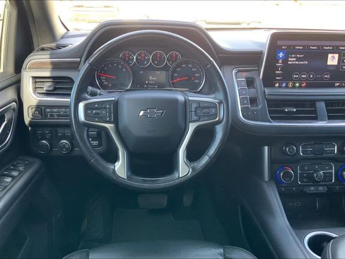 Used 2021 Chevrolet Tahoe Z71 w/ Z71 Signature Package image 8