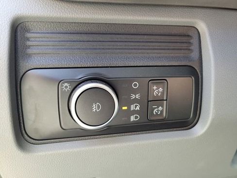 New 2025 Ford F550 2WD Regular Cab Super Duty image 21