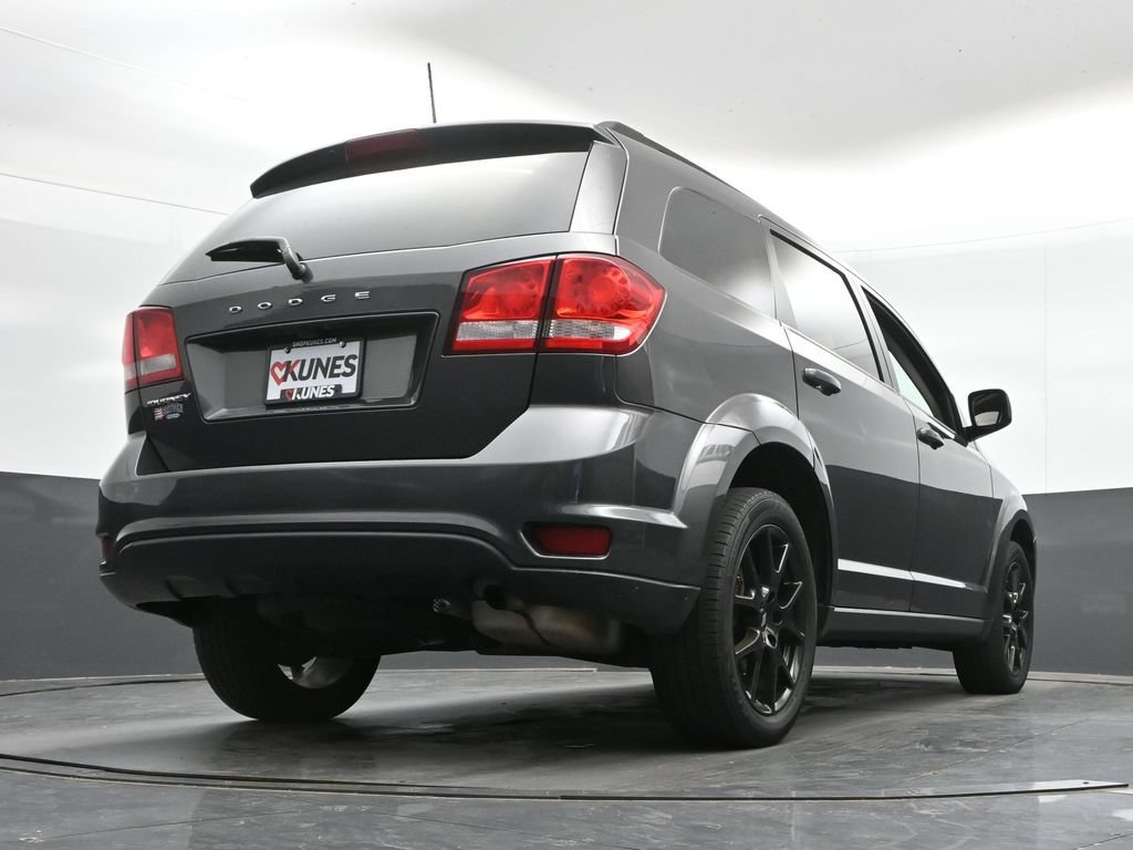 Used 2019 Dodge Journey SE w/ Connectivity Group FWD image 39