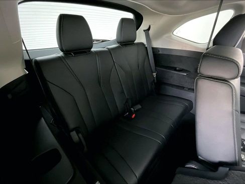 Certified 2023 Acura MDX SH-AWD w/ Technology Package image 35