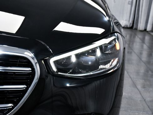 Used 2023 Mercedes-Benz S 580e 4MATIC Sedan image 90