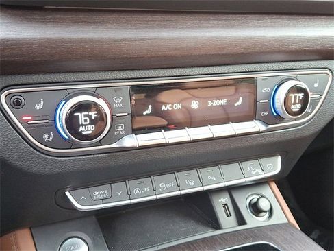 Used 2022 Audi Q5 2.0T Prestige image 15