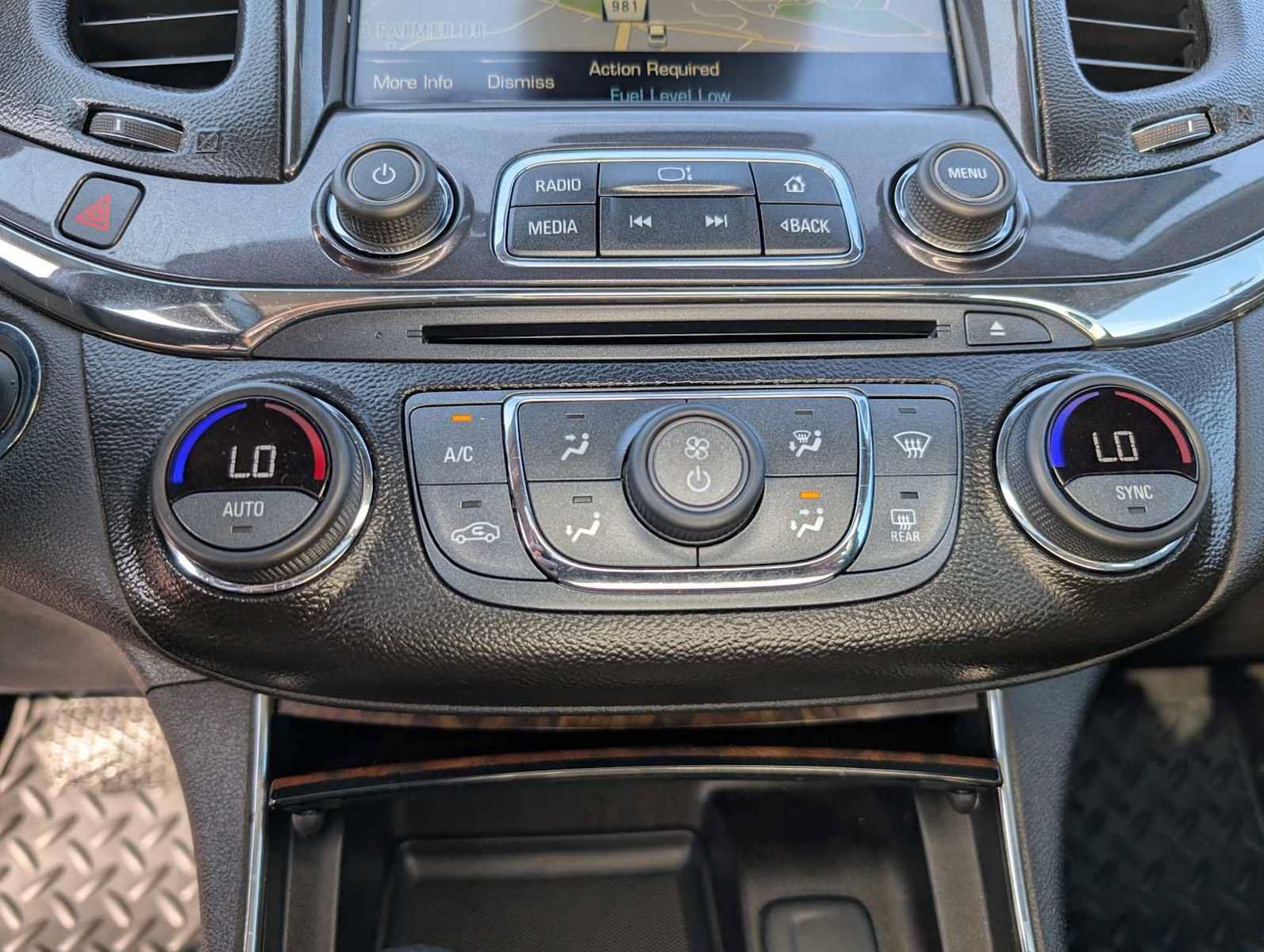 Used 2014 Chevrolet Impala LTZ FWD image 29