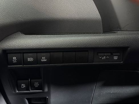 Used 2023 Toyota Sienna XSE w/ XSE Plus Package AWD/4WD image 40