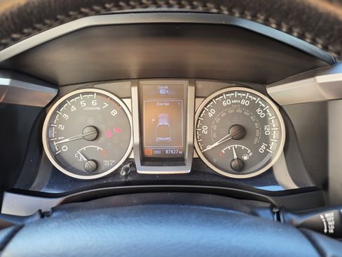 Used 2019 Toyota Tacoma SR5 image 17