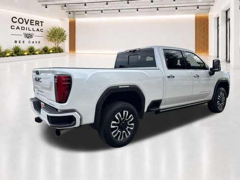 Used 2025 GMC Sierra 2500 Denali Ultimate AWD/4WD image 13