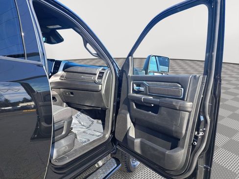 New 2026 RAM 2500 Big Horn AWD/4WD image 17