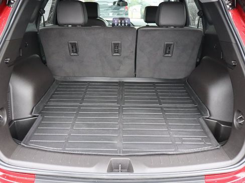 Used 2024 Chevrolet Blazer LT w/ Midnight/Sport Edition image 22