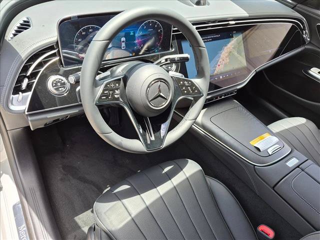 New 2026 Mercedes-Benz E 350 4MATIC Sedan image 3