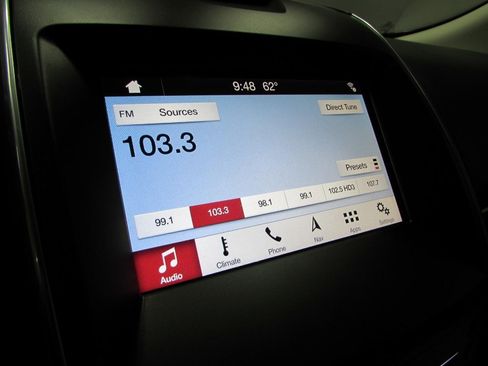 Used 2018 Ford Edge Titanium w/ Technology Package FWD image 29
