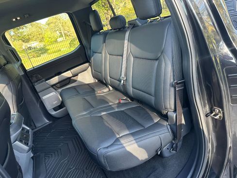 Used 2024 Ford F250 XLT w/ Black Appearance Package image 17