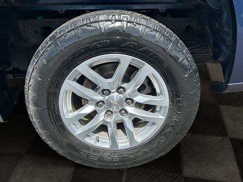 Certified 2019 Chevrolet Silverado 1500 LT w/ All-Star Edition AWD/4WD image 11