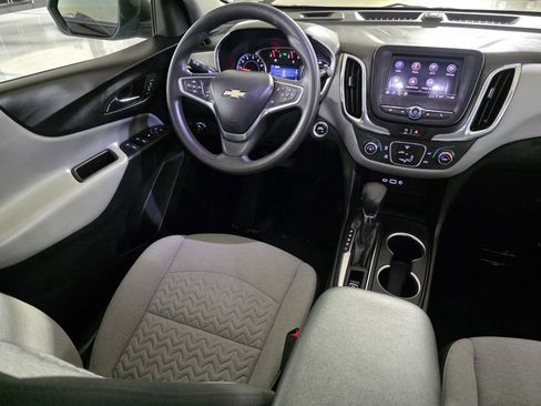 Used 2022 Chevrolet Equinox LS w/ LS Convenience Package image 19