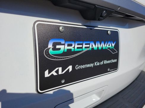 Used 2024 Ford Expedition Max XLT image 39