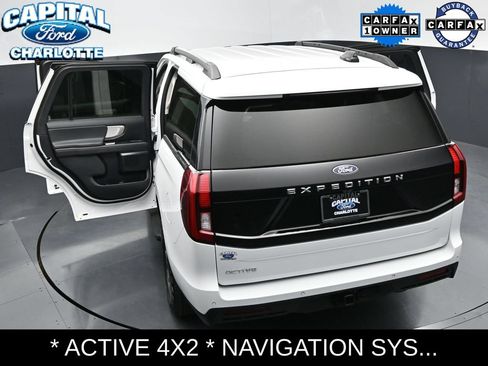 Used 2025 Ford Expedition Active RWD image 36