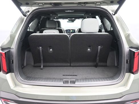 New 2025 Kia Sorento SX Prestige w/ Sage Leather Package image 23