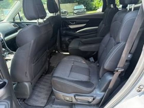 Used 2021 Subaru Ascent Premium w/ Convenience Package AWD/4WD image 8