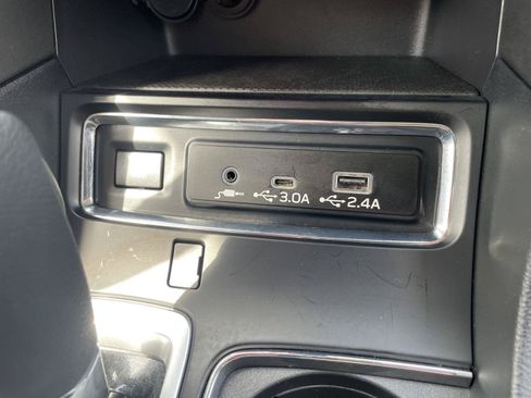 Certified 2025 Subaru Ascent Limited AWD/4WD image 23