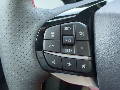 Used 2026 Ford Explorer ST-Line w/ Premium Package RWD image 32