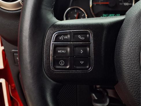 Used 2018 Jeep Wrangler Rubicon w/ Power Convenience Group AWD/4WD image 15