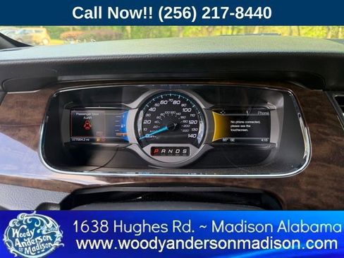 Used 2019 Ford Taurus Limited image 13