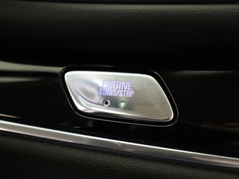 Used 2023 Buick Enclave Avenir w/ Avenir Technology Package image 33