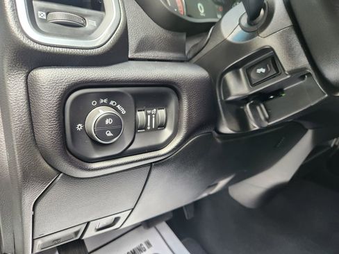 Used 2024 RAM 2500 Laramie AWD/4WD image 21