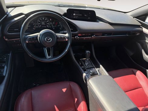 Used 2024 MAZDA MAZDA3 s image 15
