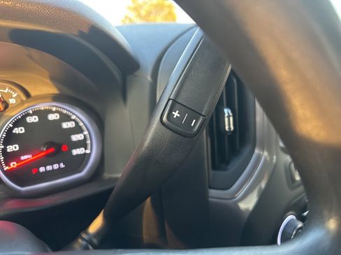 Used 2023 Chevrolet Silverado 1500 Custom Trail Boss image 9