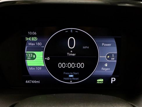 Used 2022 Chevrolet Bolt EUV LT image 27