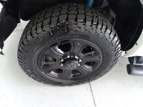 Used 2018 RAM 2500 Laramie w/ Sport Appearance Group AWD/4WD image 27