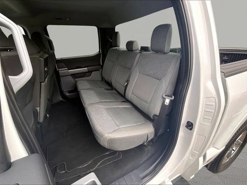 Used 2024 Ford F150 XLT AWD/4WD image 26