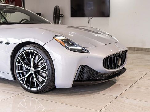 New 2026 Maserati GranCabrio Modena image 3