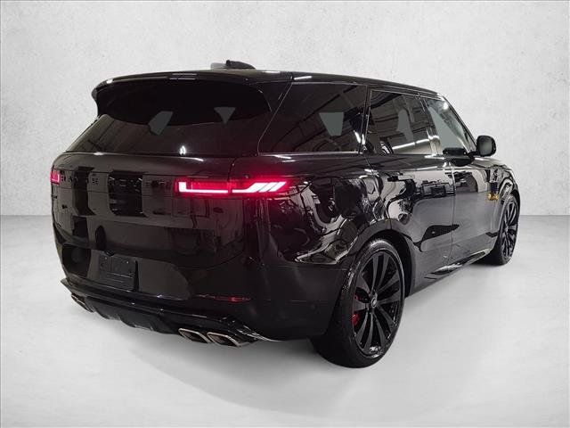 Used 2025 Land Rover Range Rover Sport Dynamic SE AWD/4WD image 5