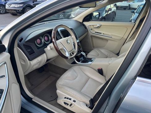 Used 2013 Volvo XC60 3.2 image 10