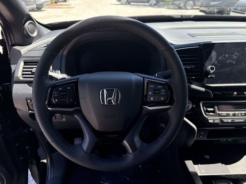 New 2026 Honda Ridgeline Black Edition image 18