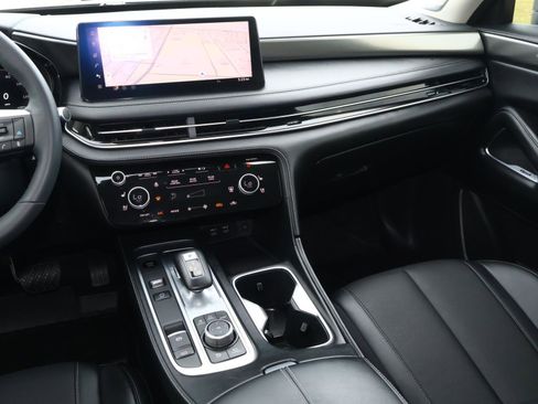 Used 2026 INFINITI QX60 Luxe w/ Cargo Package image 11