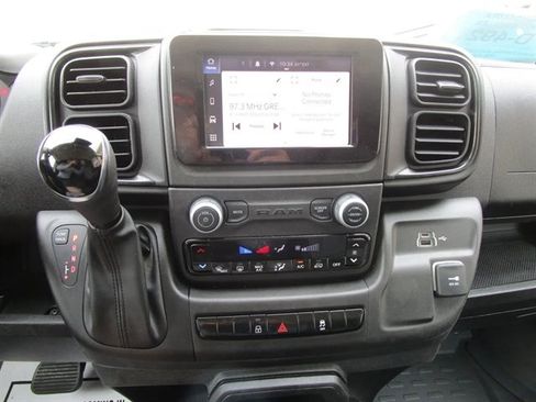 Used 2026 RAM ProMaster 2500 w/ Convenience Group FWD image 29