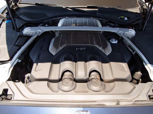 Used 2024 Bentley Flying Spur Azure AWD/4WD image 31