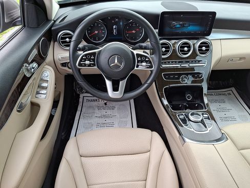 Used 2019 Mercedes-Benz C 300 4MATIC Sedan image 11