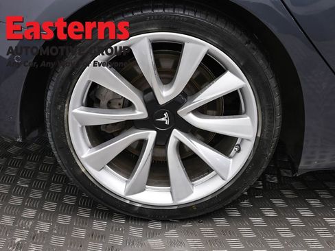 Used 2018 Tesla Model 3 Long Range RWD image 26