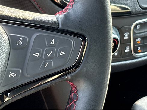 Used 2023 Chevrolet Equinox RS w/ LPO, Floor Liner Package image 13