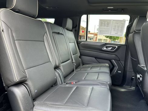 Certified 2023 GMC Yukon XL SLT AWD/4WD image 28