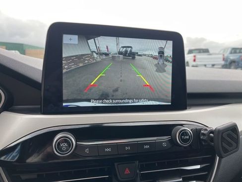 Used 2021 Ford Escape SEL image 44