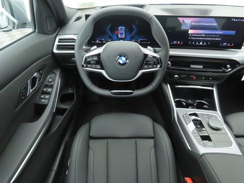 New 2026 BMW 330i xDrive Sedan w/ Premium Package image 10