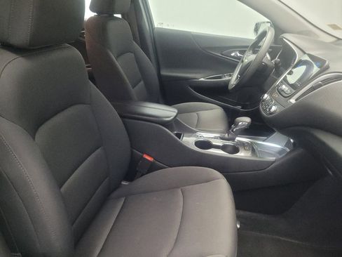 Used 2025 Chevrolet Malibu LT FWD image 21
